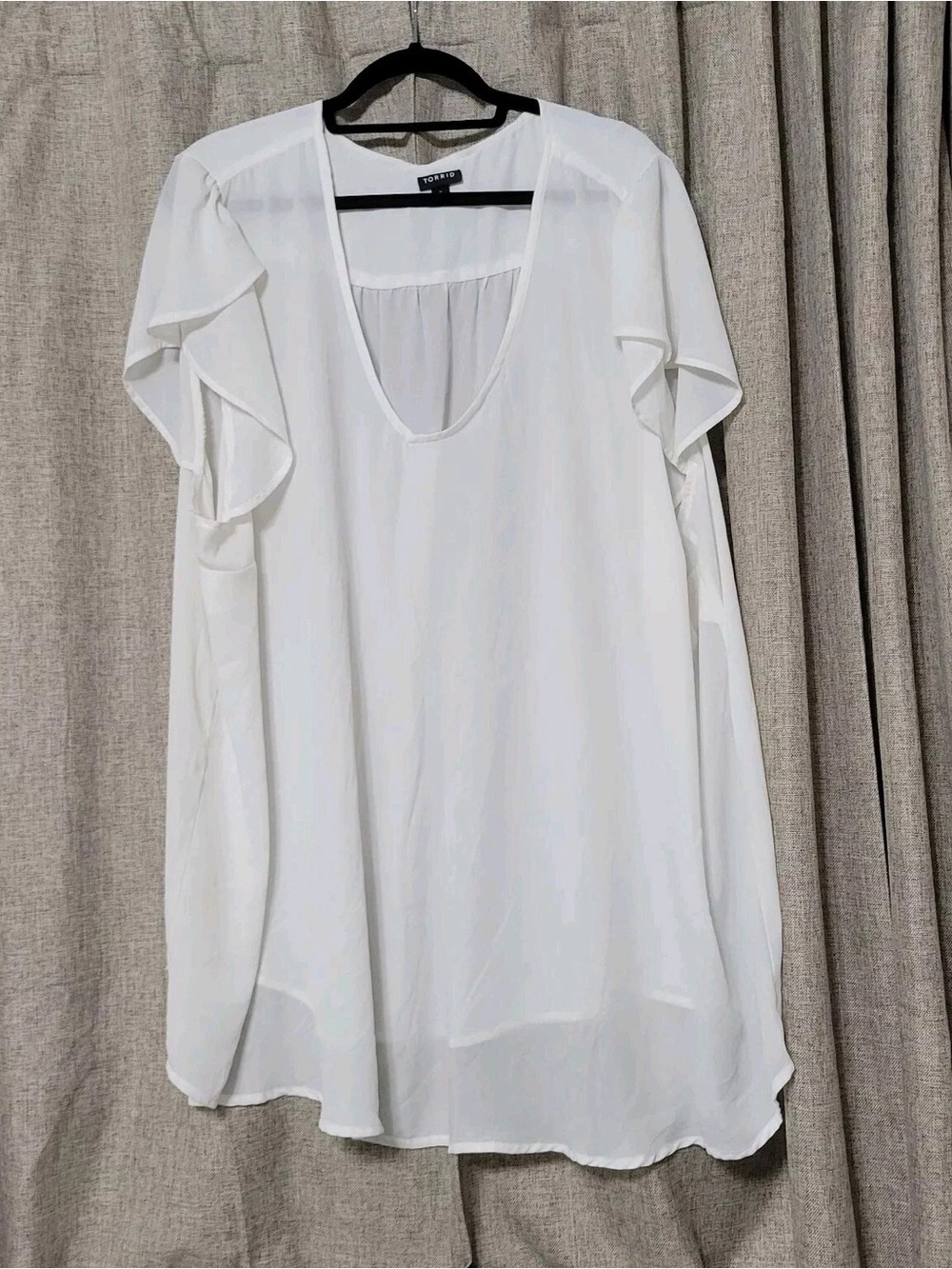 torrid White Ruffle Sleeve Tunic Top